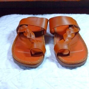 Bare Traps Women's Brown Toe Braided Sandals 9.5 M New